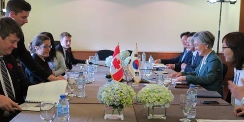 한·캐나다 외교장관회담… "북핵 평화적 해결 공동인식"