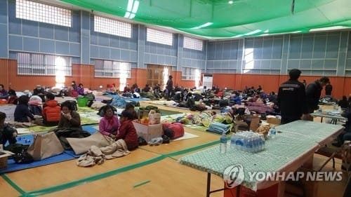 한시름 덜었네… 포항 지진 이재민 임시로 살 집 마련