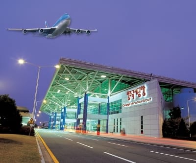 "청주국제공항 모기지 항공사 설립 조속히 승인하라"