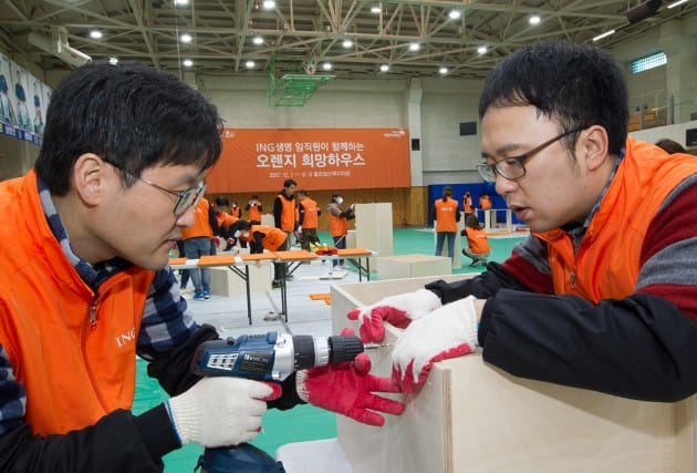 ING생명, 노후 복지센터 방문…환경 개선 캠페인 실시