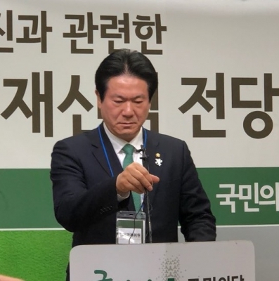 국민의당 당원 74.6%, 안철수 재신임…바른정당 통합 찬성