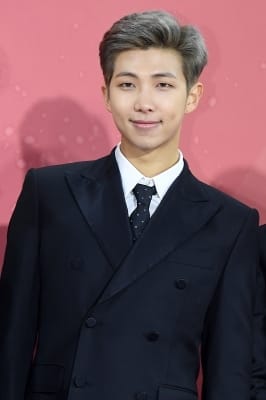  방탄소년단 RM, '카리스마가 넘치네~' (멜론뮤직어워드)