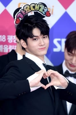  워너원 옹성우, '소녀팬 마음 흔드는 하트~' (SBS 가요대전)