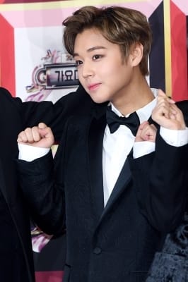  박지훈, '저장 저장 저장'(KBS 가요대축제)