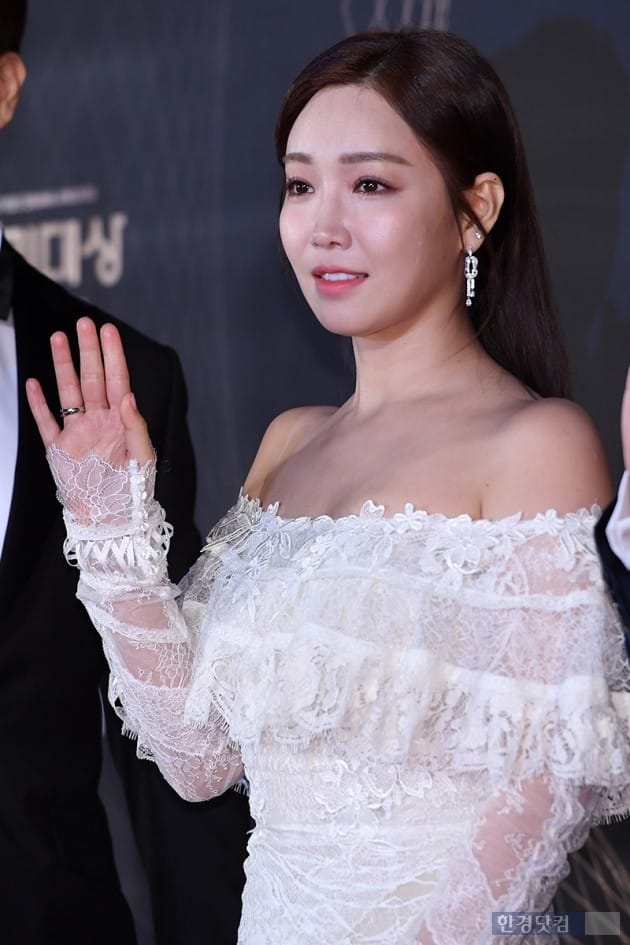 [포토] 이유리, '눈부시게 아름다운 미모'(KBS 연기대상)