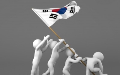 다사다난했던 2017년…韓 뒤흔든 키워드 '새정부·최저임금·욜로'