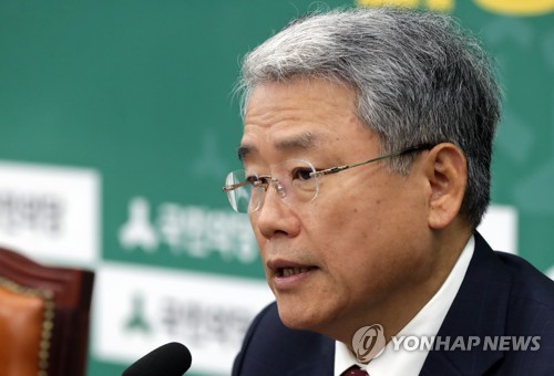 김동철 "수사는 검찰이 판단… 청와대가 지휘해선 안돼"