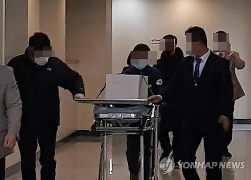 국과수 "육안관찰로 신생아 사인 특정못해… 복부 가스팽창 확인"