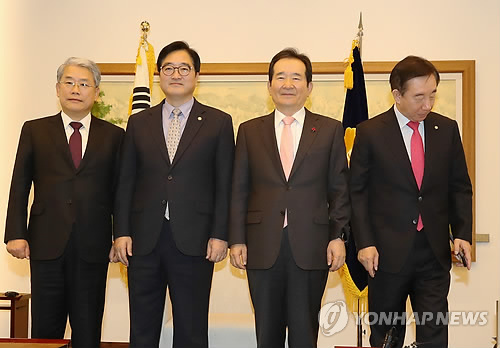 정 의장·여야 원내대표 긴급회동…임시국회 돌파구 주목