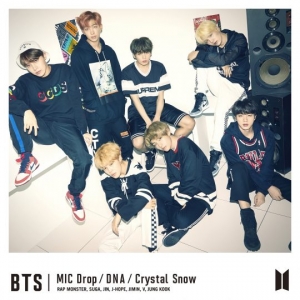 방탄소년단, 日 싱글 'MIC Drop/DNA/Crystal Snow' 5일 연속 오리콘 차트 정상