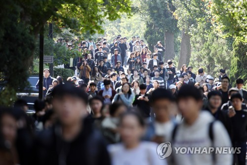 [2018 경제] 고용확대 기업 세액공제… 금융공기업 명퇴로 새 일자리