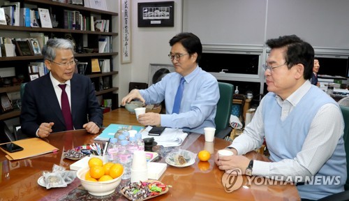 예산안 법정시한 또 위반…선진화법도 무력화한 '식물국회'