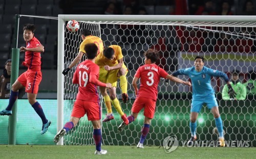 한국 축구, E-1 챔피언십 개막전서 중국과 2-2 무승부