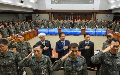 국방부, 장군 70∼80여명 감축 추진… "고강도 국방개혁 차원"