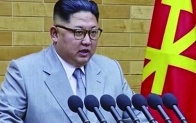 北 김정은 "미국 전역 핵 사정권…핵 단추, 내 책상 위에 있다"