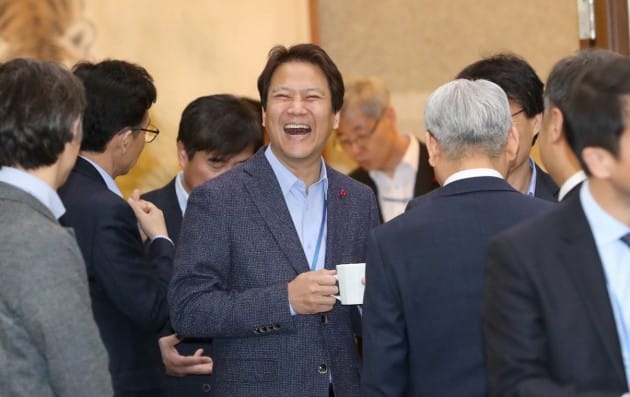 사진 허문찬 기자