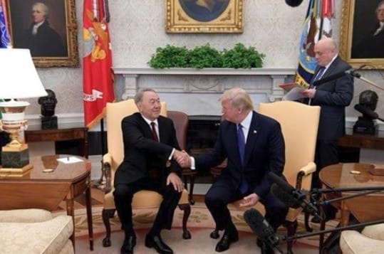 트럼프·나자르바예프 카자흐 대통령 회담… "북핵 협력 합의"