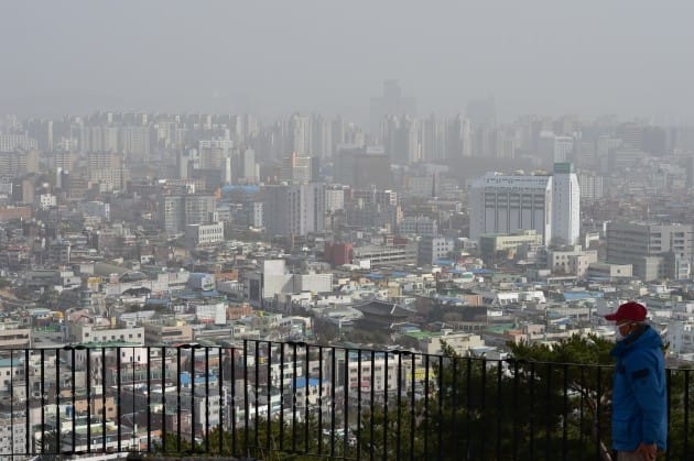 수원시, 어린이와 노령층 미세먼지 피해 최소화 '마스크 35만개 보급'