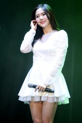  오마이걸 효정, '볼수록 사랑스러운 미소~'