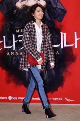  수영, '무서운 의상 소화력'