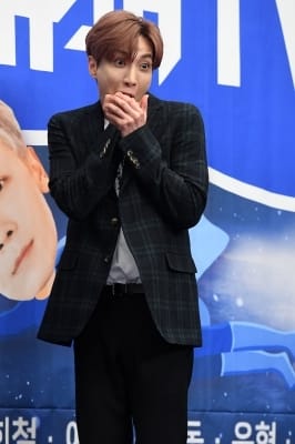  슈퍼주니어 이특, '깜짝 놀란 표정이 웃기네~'