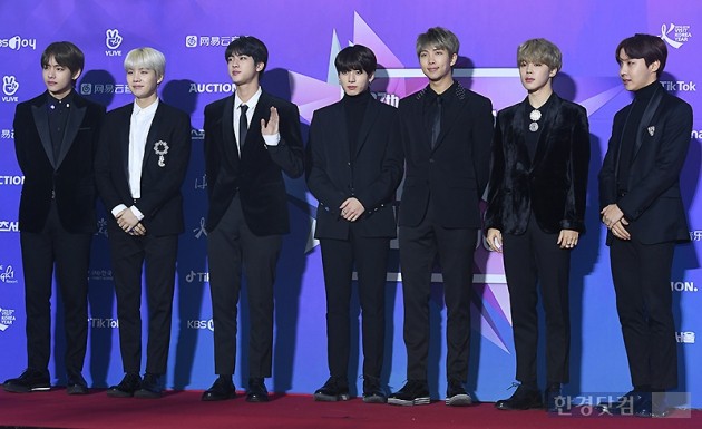 [포토] 방탄소년단, '블랙으로 멋지게 차려입고~' (서울가요대상)