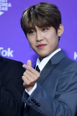  워너원 박우진, '귀엽게 하트~' (서울가요대상)