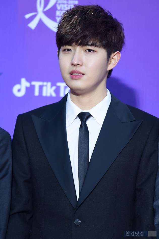 [포토] 워너원 김재환, '女心 흔드는 부드러운 모습' (서울가요대상)