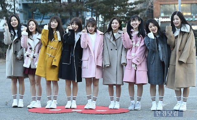 [포토] 프로미스나인, '깜찍한 미소가 사랑스러운 소녀들~'