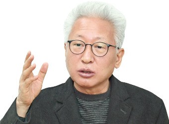 [인터뷰] 류석춘 혁신위원장 "한국당, 우클릭 혁신이 살 길… 시장경제·안보 포기해선 안된다"