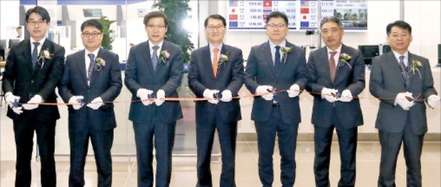 신한은행, 인천공항 제2터미널에 영업점 열어