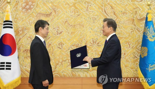 안 대법관 기억 속 '문재인 변호사'… "판사와 밥 안먹기로 유명"