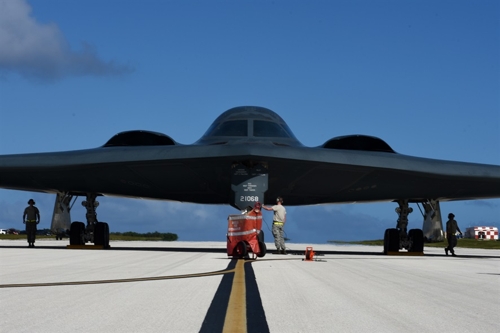 미국, 스텔스폭격기 B-2 3대 괌 전진배치…북한 압박 조치 가능성