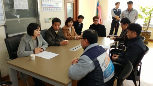 이정미 대표, 창원 분규 사업장 노사와 대화