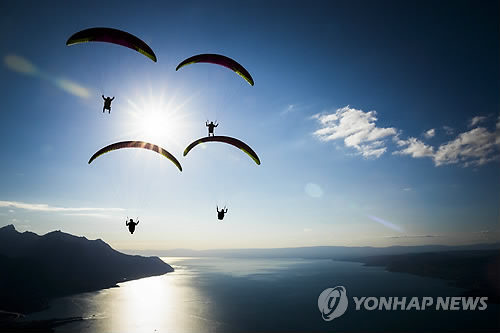 유럽서 '햇볕 실종사건'…한달 해뜬 시간 10시간반