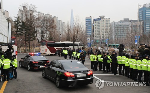 현송월, 서울 체육관 2곳 15분씩 둘러봐… 점심은 중식 코스