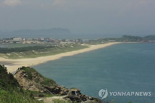 북한통신, 남한선발대 귀환일에 '원산갈마지구' 홍보