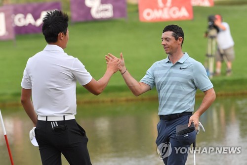 매킬로이, 두바이클래식 준우승…리하오퉁 우승