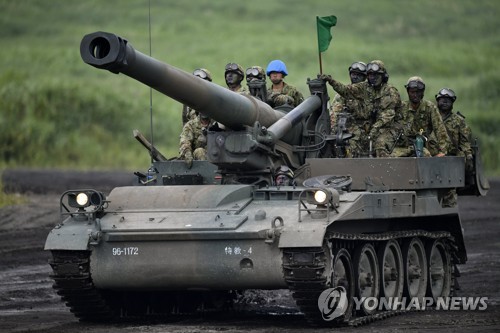 일본국민 절반 "헌법에 자위대 근거둬도 '전력보유불가' 유지해야"