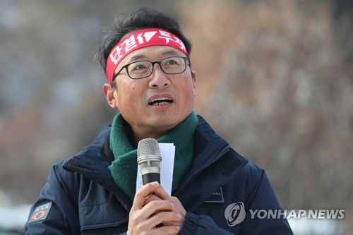 민주노총 새 지도부, 내일 한국노총 방문… "연대·공조 확인"