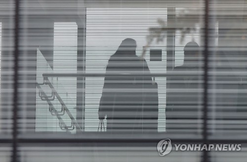 KTX 타고 강릉 도착한 북한 현송월… 숨 가쁜 첫날 일정 마무리