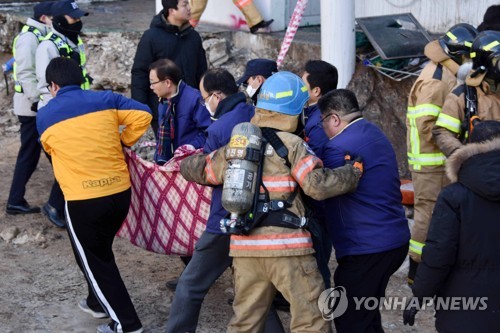 "오늘이 퇴원일인데…" 비통함에 잠긴 밀양 화재 사망자 빈소