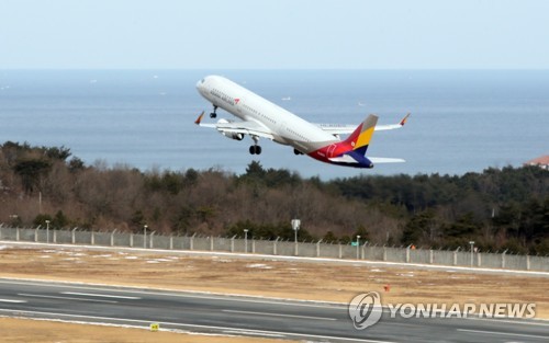 남북, 北마식령서 1박2일 스키공동훈련 돌입…전세기 방북