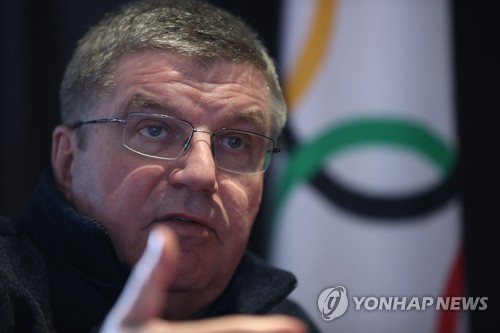 [올림픽] 유쾌한 바흐 IOC위원장 "단일팀만 응원하면 스위스서 문제 생겨"