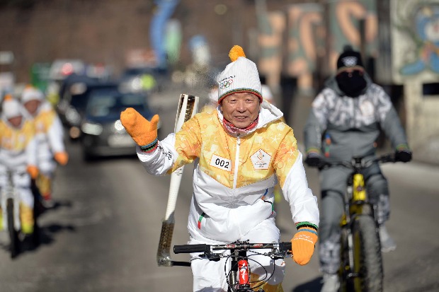 올림픽 성화, 인제서 자전거로 봉송