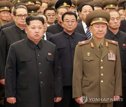 日 언론 "北 황병서, 평양서 사상 교육중… 복권 가능성"