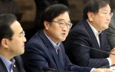 민주, 사회적 대타협 이틀째 간담회… 오늘 한국노총 방문