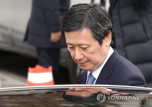 신동주, 호텔롯데 이사해임 불복소송 패소… 법원 "해임 정당"