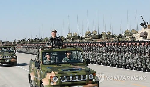 "미군과 맞설 강군 건설하자"… 중국 인민해방군, 실전훈련 전력투구