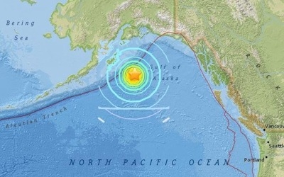 알래스카 규모 7.9 강진… 미 서부전역 쓰나미 경보내렸다 해제